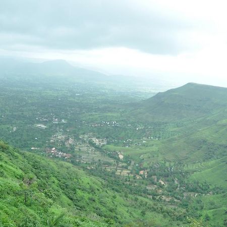 Raval Bunglow Hotel Panchgani Exterior foto