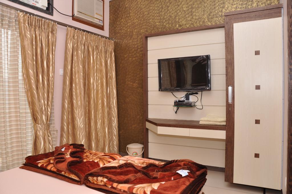 Raval Bunglow Hotel Panchgani Exterior foto